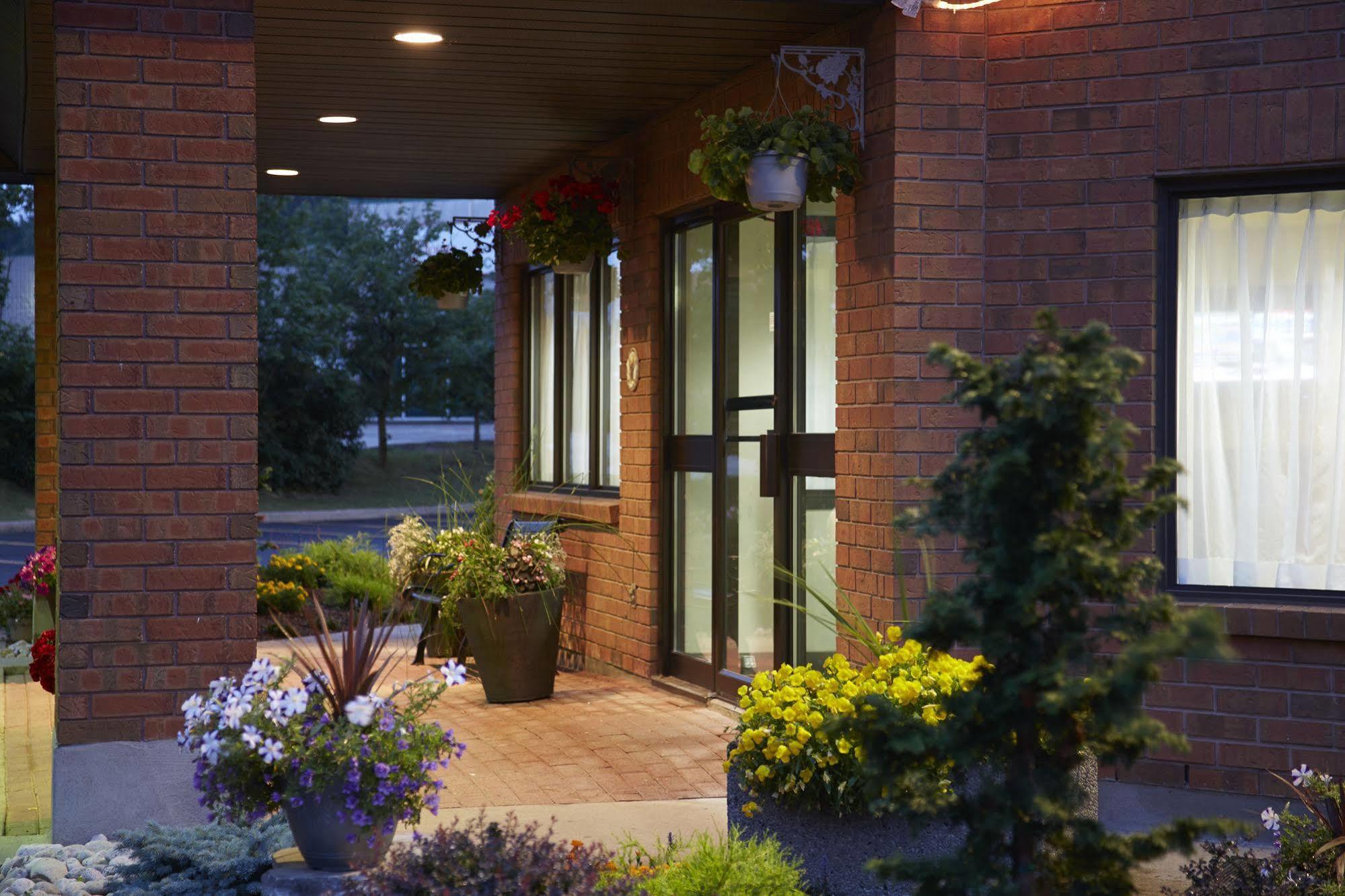 Comfort Inn Drummondville Exterior foto